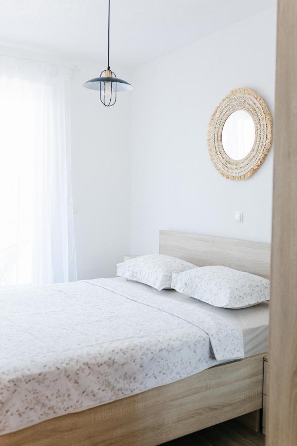 Apartmani Toma Pakoštane Exterior foto